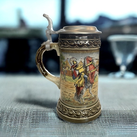 Big Beer Stein W. Germany Staffel Stoneware ENGLISH JOUSTERS, Beer Stein - Picture 1 of 10